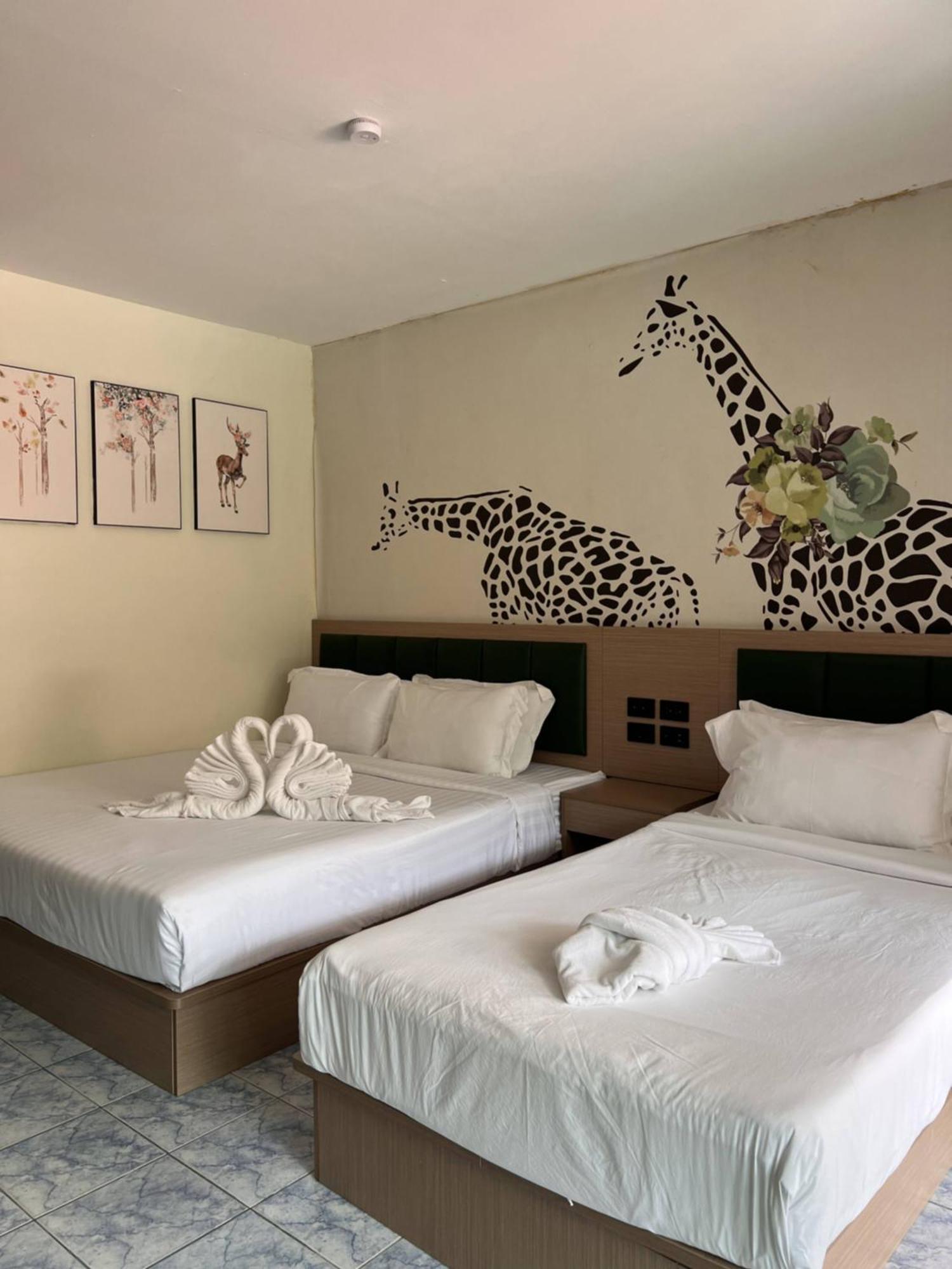 Baankasemsuk Resort 般咔 深宿 Patong Eksteriør billede